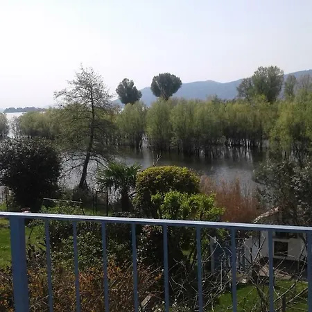 Finestra Sul Lago..appartamento Apartment